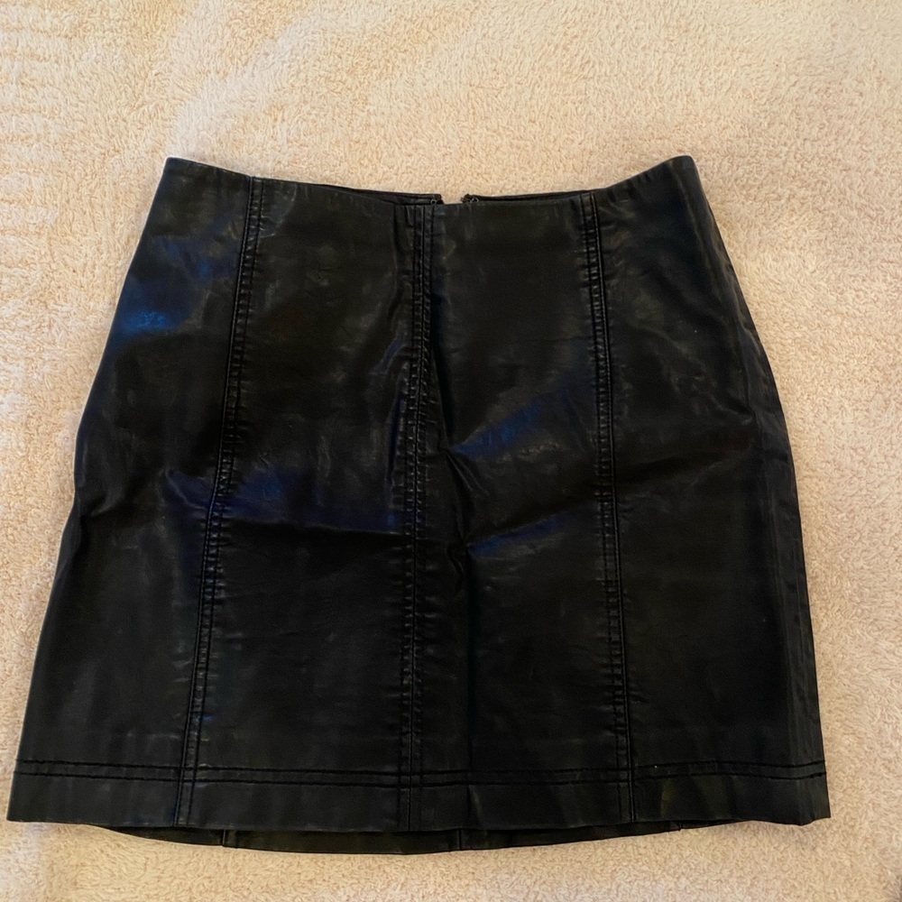 Leather skirt